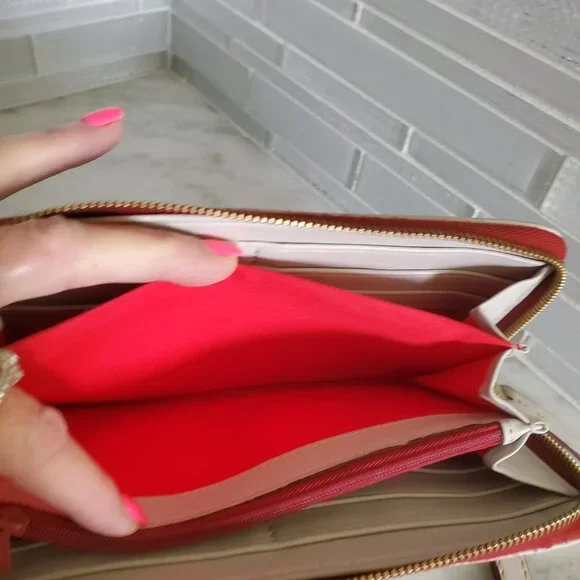 NWT - SET Dooney & Bourke Florentine Small Drawstring & Lg Zip Wristlet Ecru - Picture 12 of 16